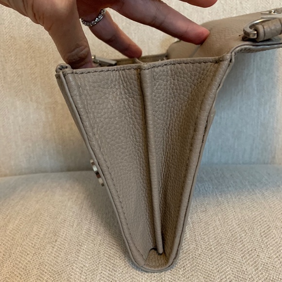 Tory Burch Britten Chain Wallet - Picture 11 of 16